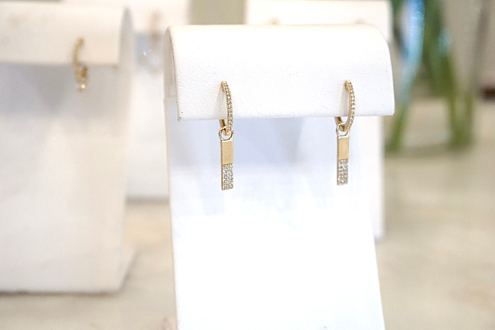 Brique Hoop Charms