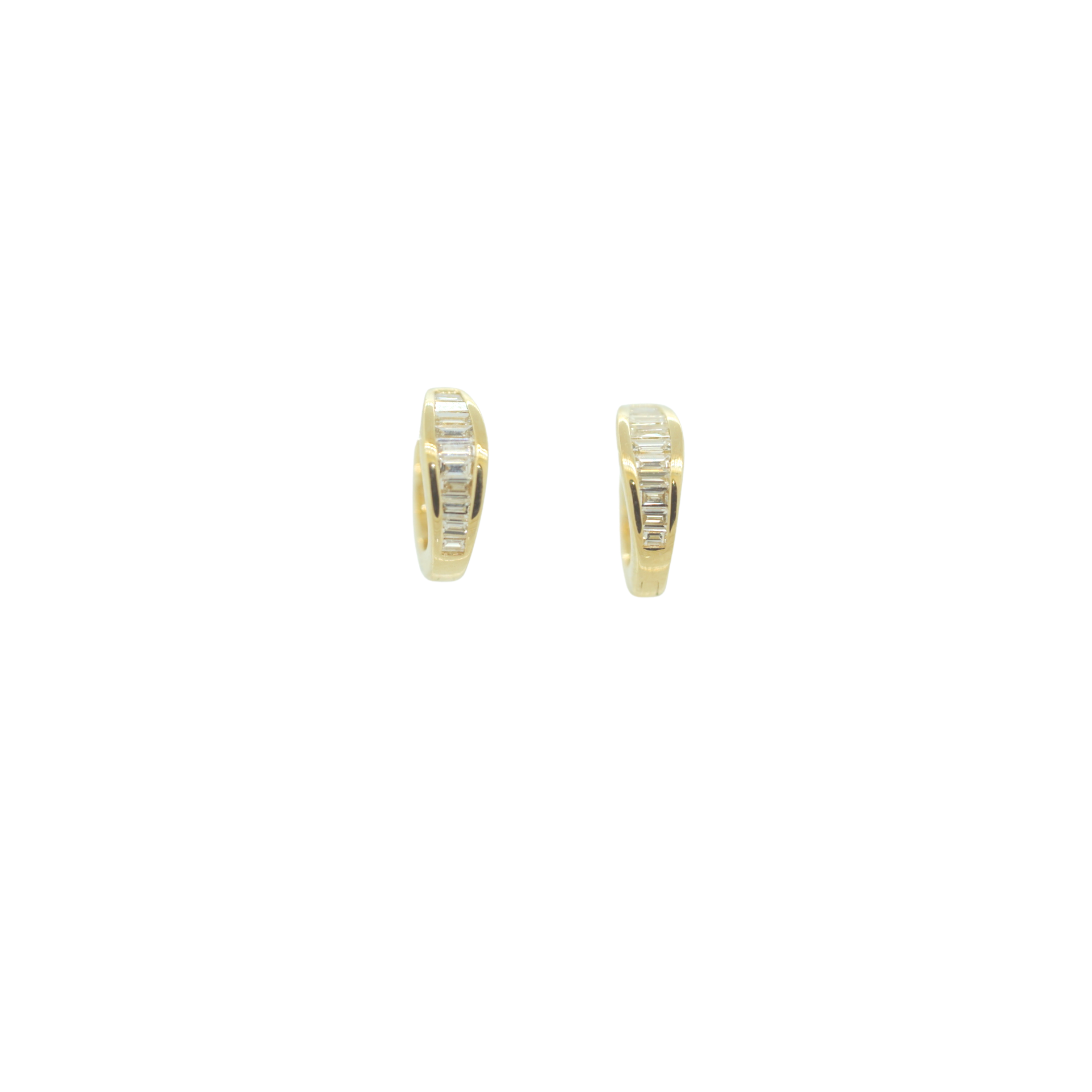 Chloe Huggies (8mm)