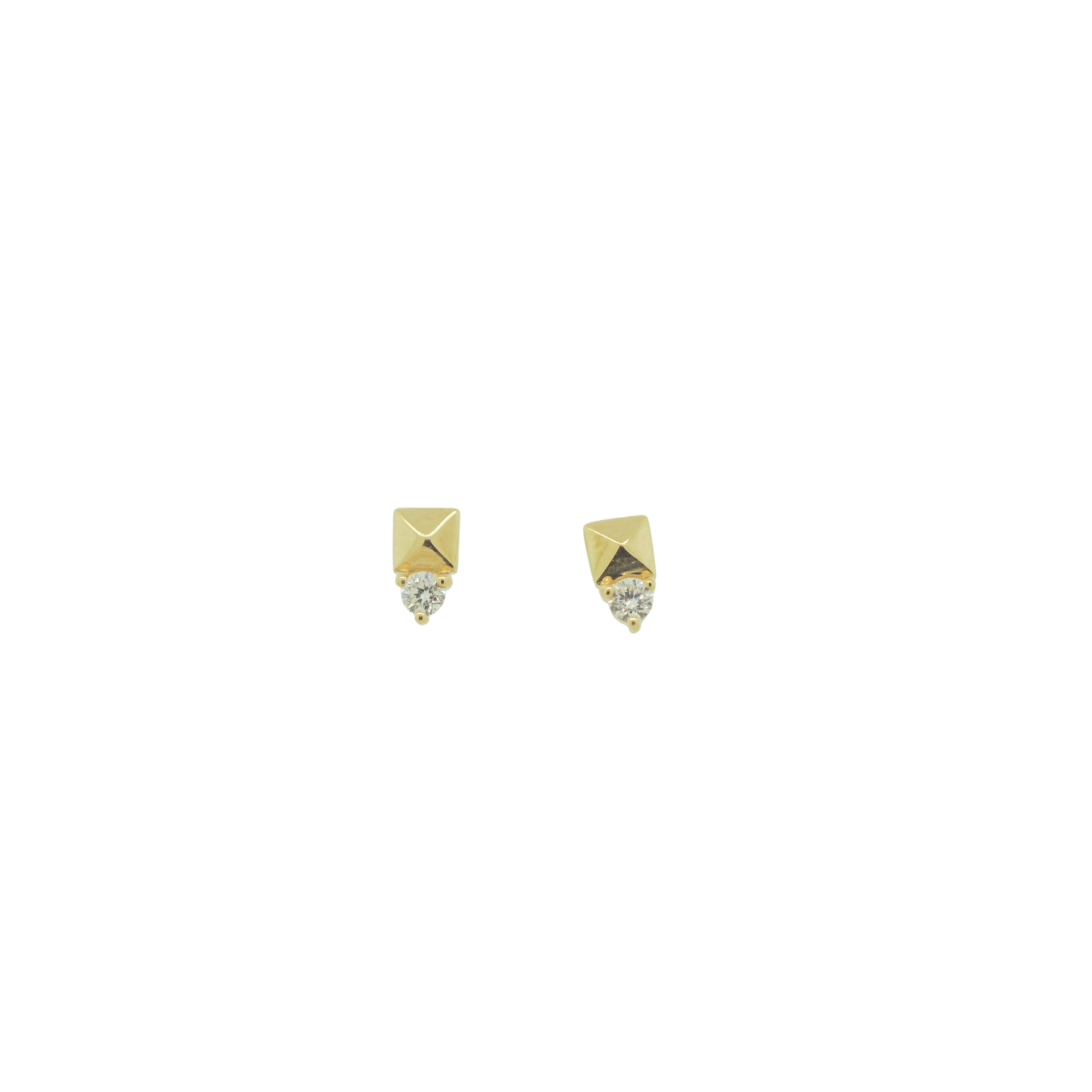 Pyramid Prong Studs